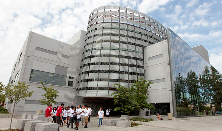 Fresno State Henry Madden Library