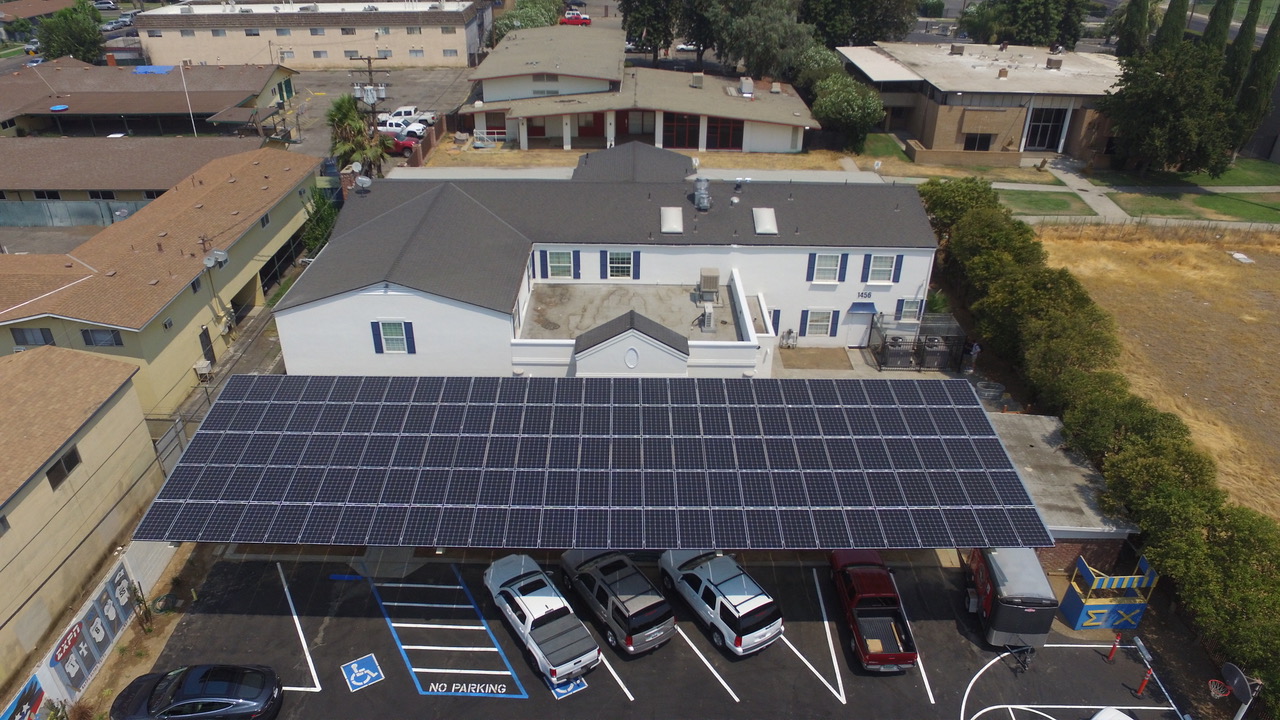 Sigma Chi alumni energize fraternity house with solar gift