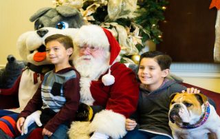 Alumni Association hosts ‘Photos with Santa’ at the Smittcamp Alumni House