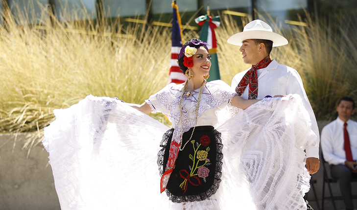 2 dancers celebrating Hispanic Month