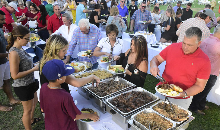 Food buffet line at Ag boosters.