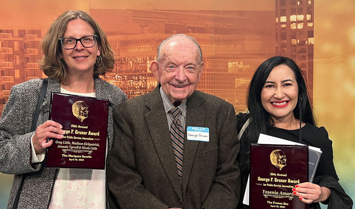 Representatives from the Mariposa Gazette and The Fresno Bee pose with George Gruner at the annual awards named for him.
