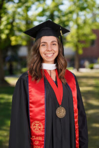 Commencement photo of Elise Guerra.