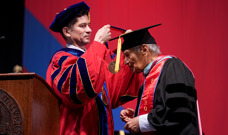 President Dr. Saúl Jiménez-Sandoval awarding President’s Medal of Distinction